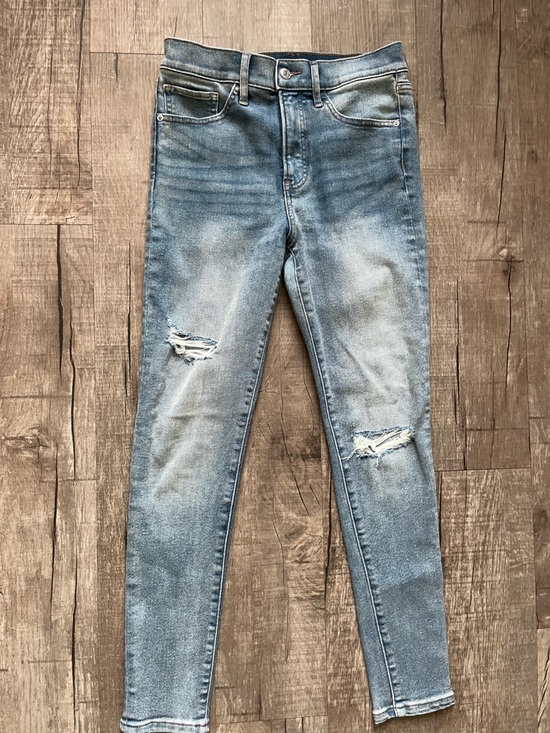 Express Denim - Express Women’s Light Wash Distressed Skinny Jeans